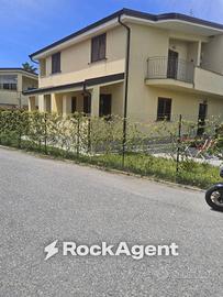 Appartamento di 70 m² con 2 locali a Caulonia