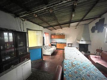 San gavino monreale - azienda agricola con casetta