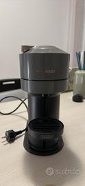 Macchinetta del caffè Nespresso Vertuo