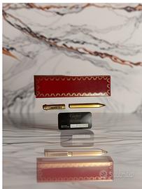 Penna Cartier placcata oro