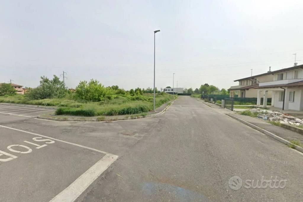 Immobile in asta di 1134 m² a Inverno e Monteleone - Vista 5