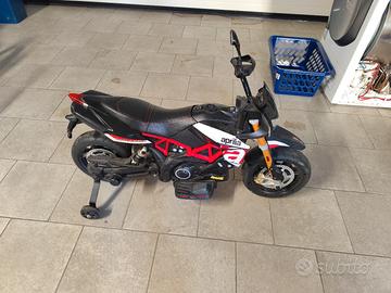 MOTO ELETTRICA APRILIA 