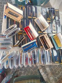 collezione composta da 85 penne.