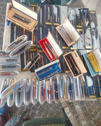 collezione composta da 85 penne.