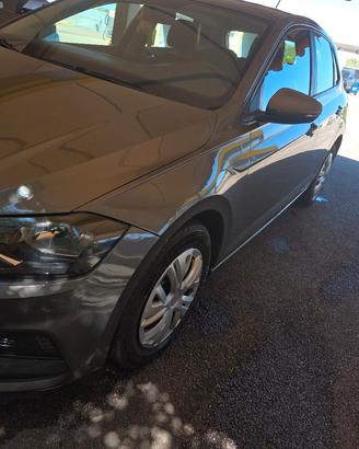 VW polo trendline