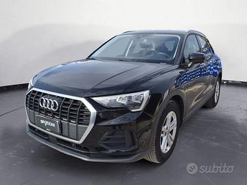 Audi Q3 35 TDI S tronic Business