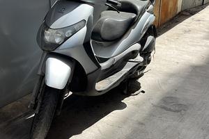 Beverly 250