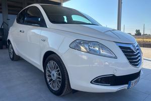 Lancia Ypsilon 1.3 MJT 16V 95 CV 5 porte S&S Gold