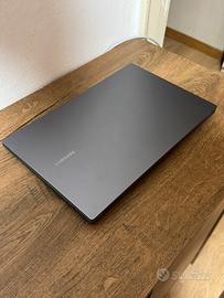 Samsung Galaxy Book4 i5 16GB RAM 512GB SSD-Nuovo