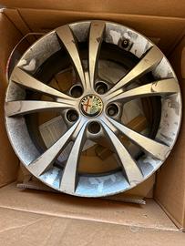 cerchi da 16 5 fori alfa romeo