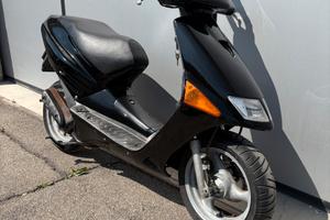 Aprilia sr orizzontale