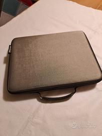 6 Mazzette pantone in valigetta