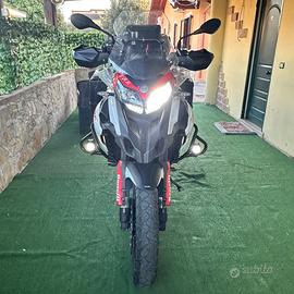 Benelli trk 502x