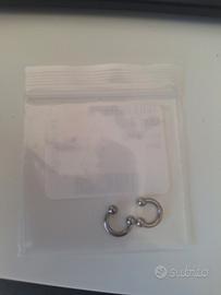piercing circular barbell in titanio
