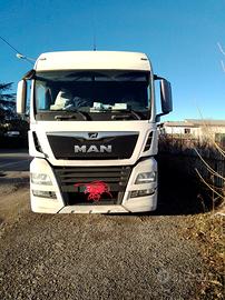 Camion e rimorchio bestiame con lavoro garantito