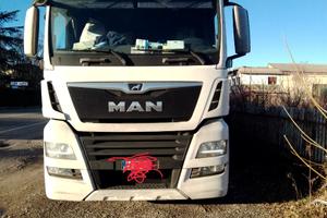 Camion e rimorchio bestiame con lavoro garantito