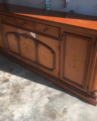 Credenza
