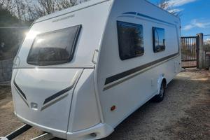 Roulotte weinsberg caraone 480qdk