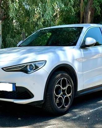 Alfa romeo stevio 2018 benzina 200cv