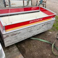 Due banchi frigoriferi