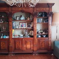 Libreria antica in legno di radica 