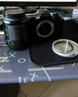 fotocamera olimpus con obbiettivo 35-105