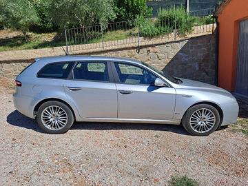 Alfa Romeo  159 JTDm