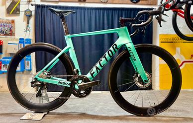 💥 FACTOR MONZA STEEL GREEN GLOSS METALLIC 💥