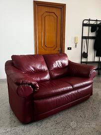 Divano bordeaux due posti