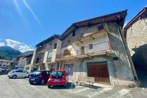 CASA SEMINDIPENDENTE A DONNAS