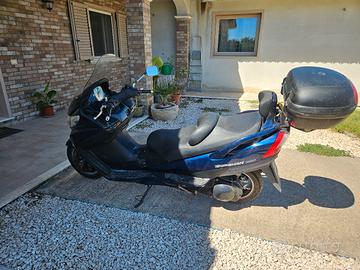 Suzuki Burgman  400 