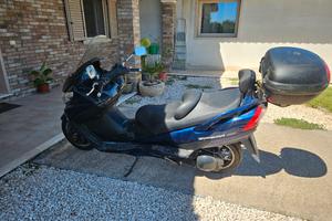 Suzuki Burgman  400 