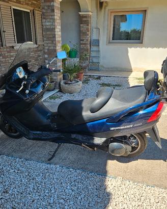 Suzuki Burgman  400 