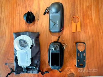 Insta360 X4 8k 360’ + numerosi accessori