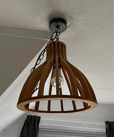 lampadario in legno 
