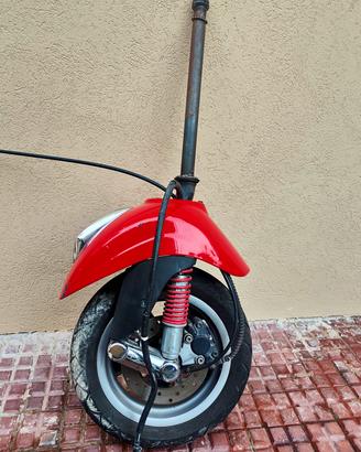 Avantreno completo Vespa LX  50 - 125 - 150