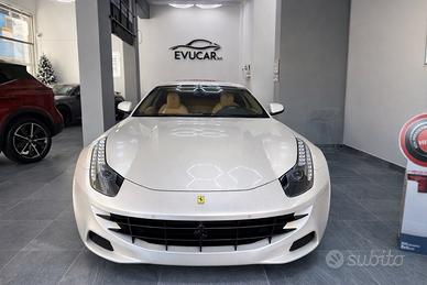 Ferrari FF 2012 Tailor Made - Full Optional - Bian