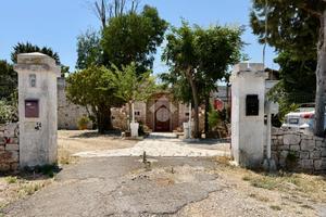 CASA SEMINDIPENDENTE A MONOPOLI