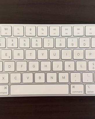 Apple Magic Keyboard pari al nuovo