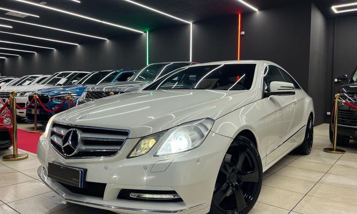 Mercedes-benz E 220 CDI Coupé BlueEFFICIENCY