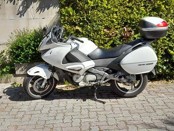 Honda Deauville NT 700