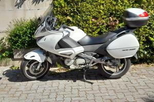Honda Deauville NT 700