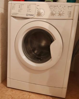 Lavatrice Indesit  linea Eco Time, 7kg, classe A+