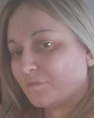 Cameriera o Consegne, Pulizie, Baby Sitter