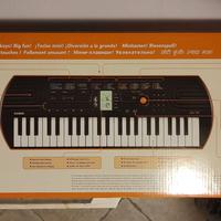 Casio SA-76 Tastiera polifonica