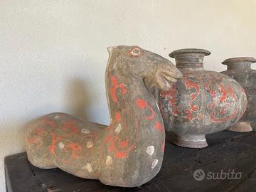 Recipienti di terracotta Cocoon cinesi periodo Han