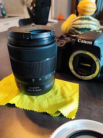 Canon Eos 800D + Obiettivo EFS 18-135 + accessori