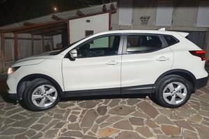 Nissan Qashqai J11