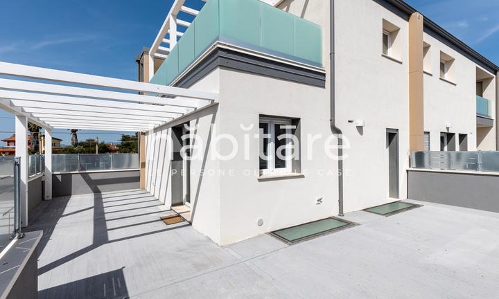 Bivano: DUE CAMERE SINGOLE, Terrazza, P. Auto