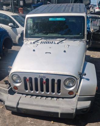 Jeep Wrangler 2.8 CRD anno 2012 per ricambi (2a)